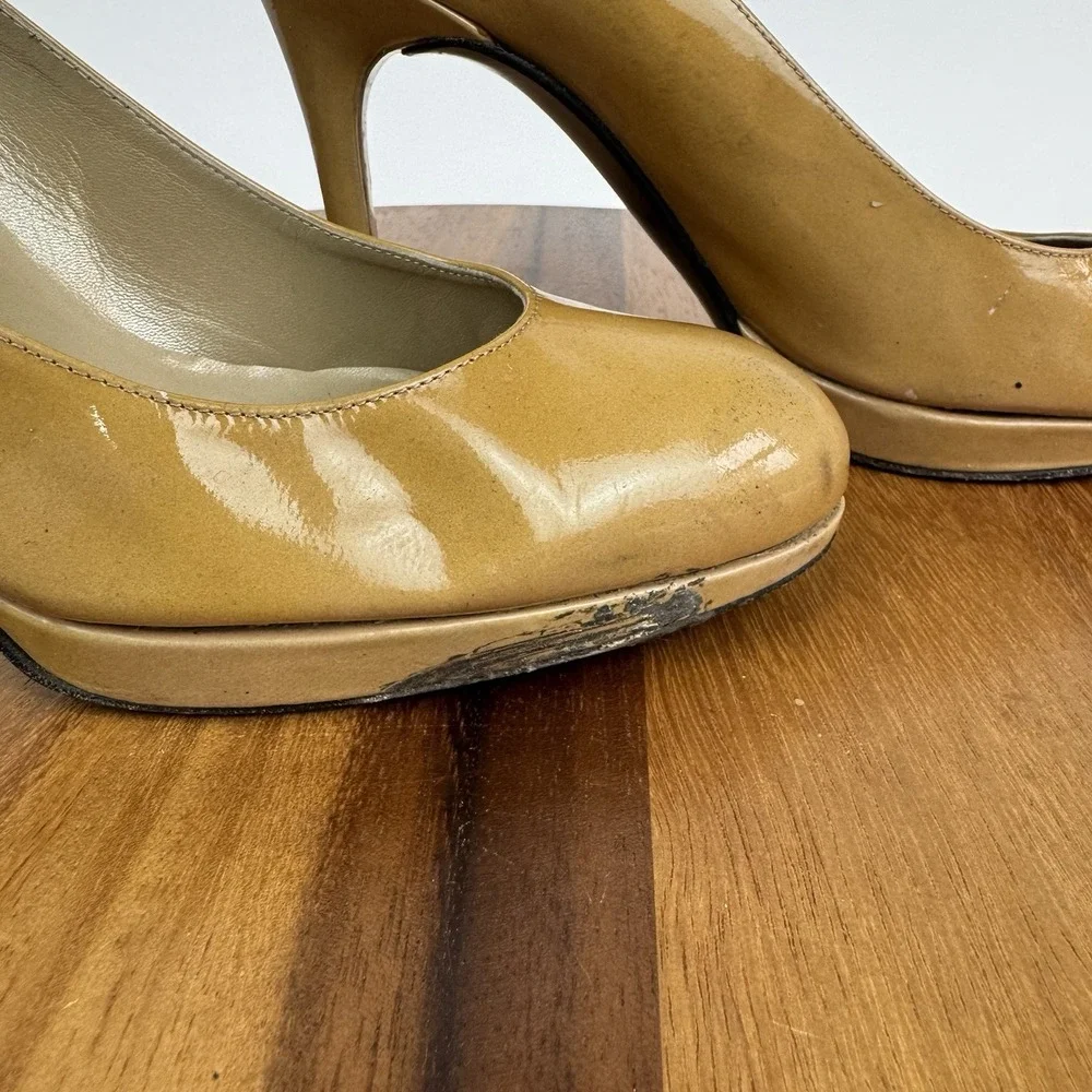 Stuart Weitzman size narrow